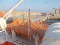 عملے کی کشتی فروخت کے لیے