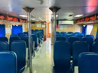 عملے کی کشتی فروخت کے لیے