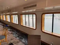 بحری جہاز فروخت کے لیے