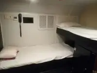 عملے کی کشتی فروخت کے لیے