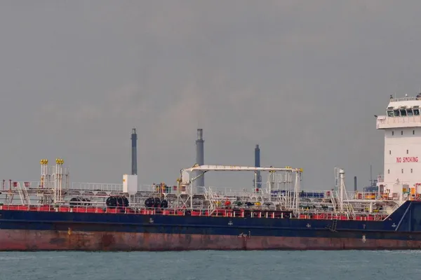 Oil/Chemical tanker for sale