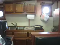 ٹو بوٹ فروخت کے لیے