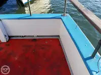 بحری جہاز فروخت کے لیے