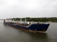 Oil/Chemical tanker فروخت کے لئے