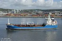 Oil/Chemical tanker فروخت کے لئے