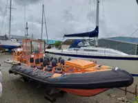 سخت inflatable کشتی فروخت کے لئے