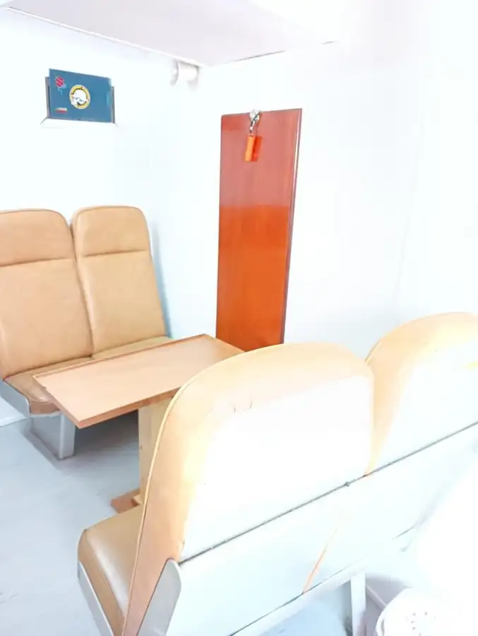 کانٹینر جہاز فروخت کے لیے