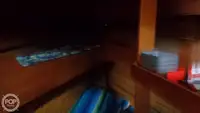 ٹراولر فروخت کے لیے
