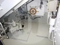 بحری جہاز فروخت کے لیے