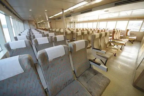 کروز جہاز فروخت کے لیے