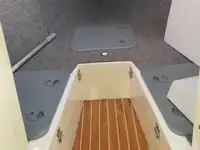 بحری جہاز فروخت کے لیے