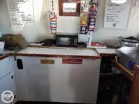 بحری جہاز فروخت کے لیے
