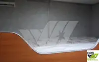 عملے کی کشتی فروخت کے لیے