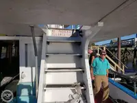 بحری جہاز فروخت کے لیے
