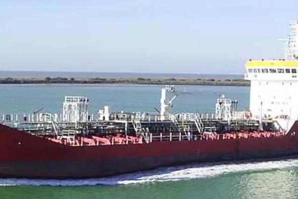 Oil/Chemical tanker for sale