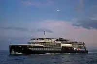 کروز فیری فروخت کے لئے