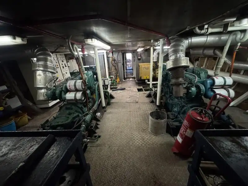 کشتی فروخت کے لئے