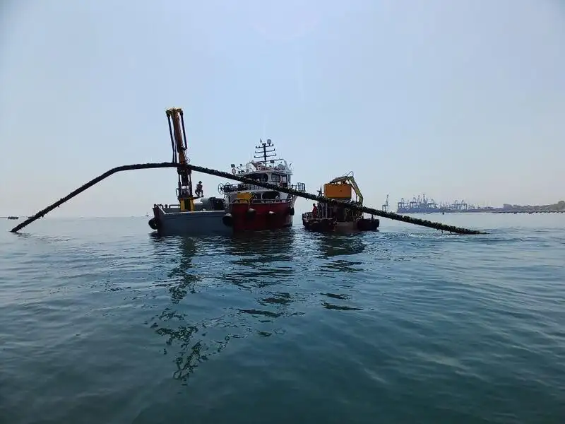 کام کی کشتیاں فروخت کے لئے