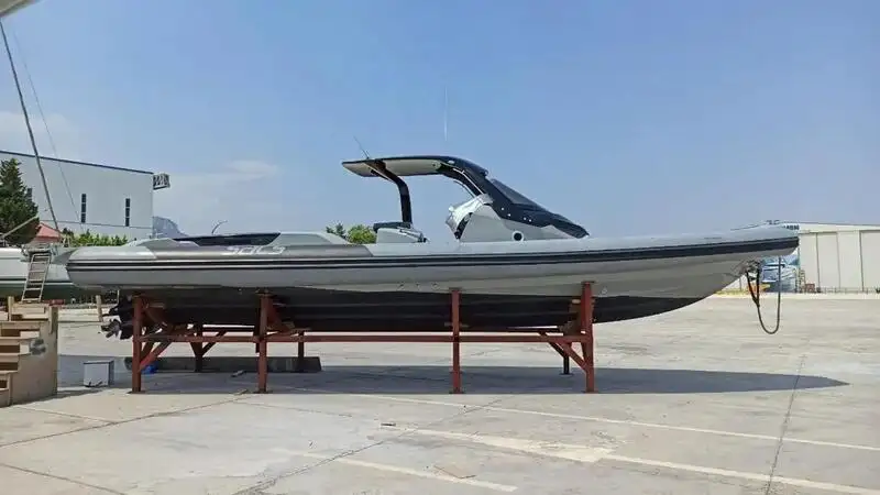 سخت inflatable کشتی فروخت کے لئے