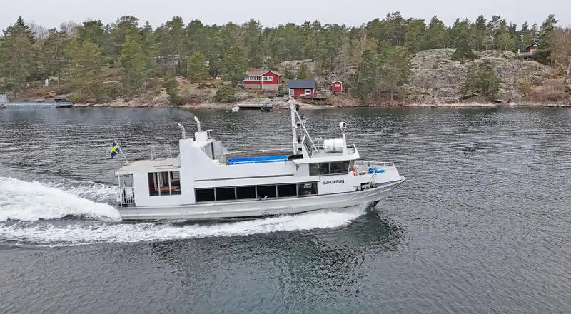 موٹر جہاز فروخت کے لئے