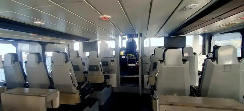 کنٹینر جہاز فروخت کے لئے