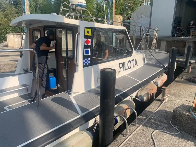 پائلٹ کشتی فروخت کے لئے