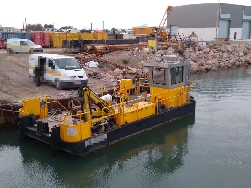 بجر فروخت کے لئے