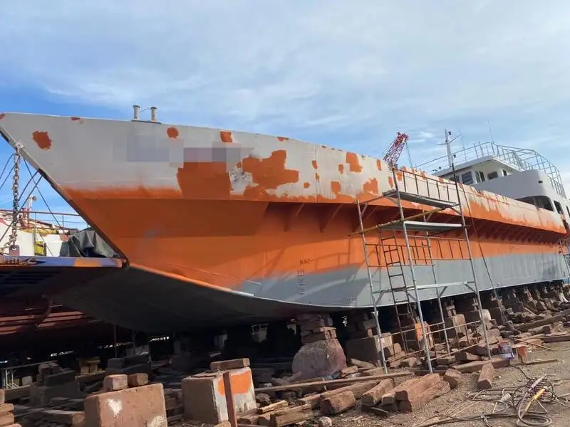 کشتی فروخت کے لئے