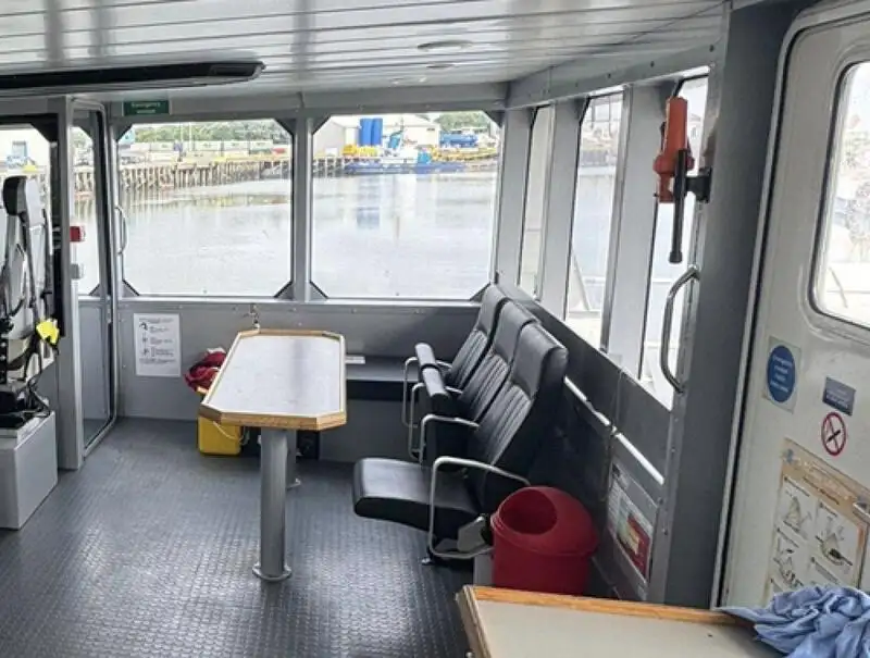 کنٹینر جہاز فروخت کے لئے