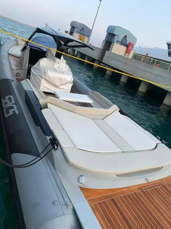 سخت inflatable کشتی فروخت کے لئے