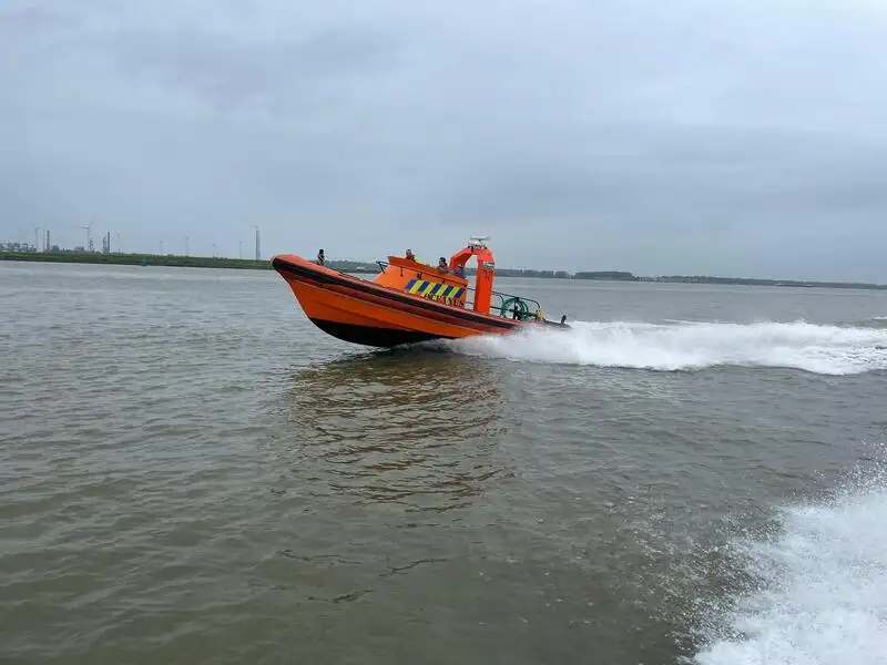 سخت inflatable کشتی فروخت کے لئے
