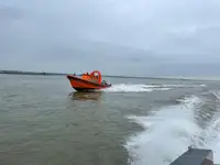 سخت inflatable کشتی فروخت کے لئے